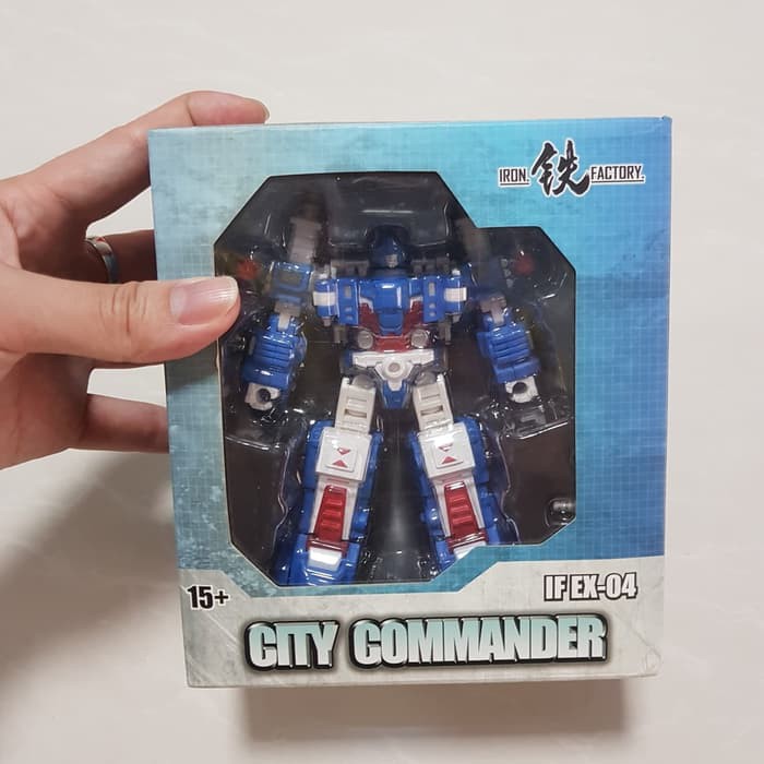 Iron Factory IF EX-04 City Commander / Transformers Ultra Magnus G1