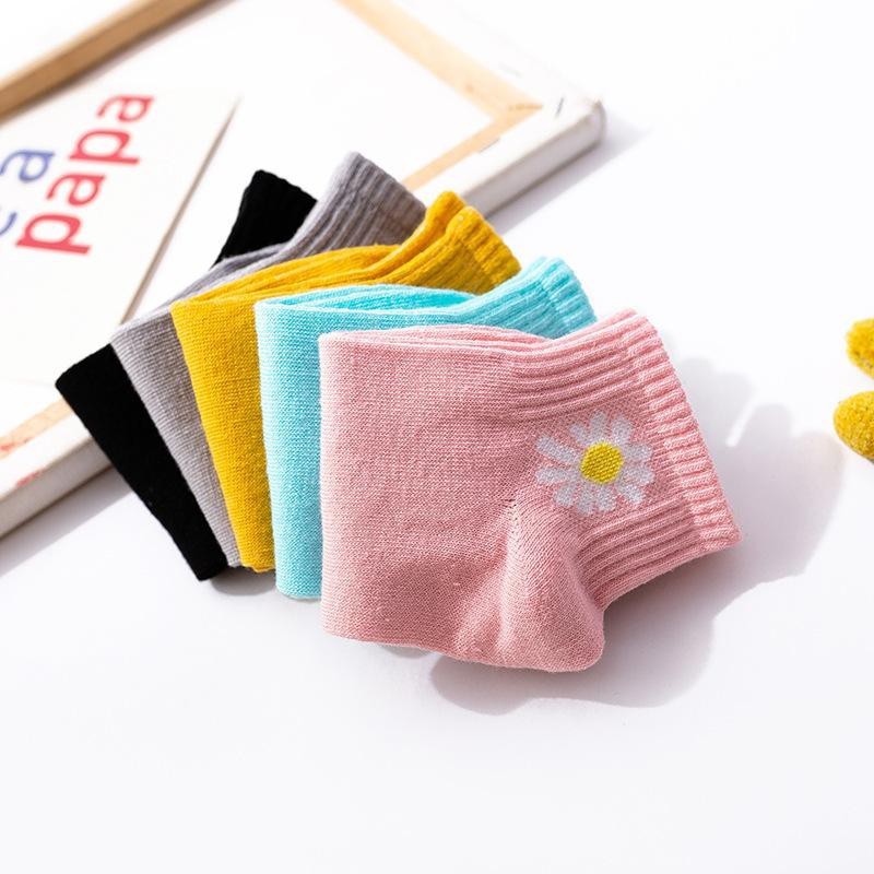 Kaos Kaki Ankle Sock Motif Bunga Daisy / Kaos Kaki Pendek Wanita / Kaos Kaki Korea