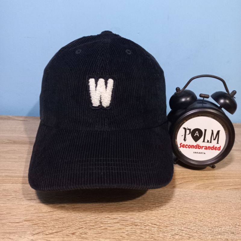 Topi WHO.A.U Second Original