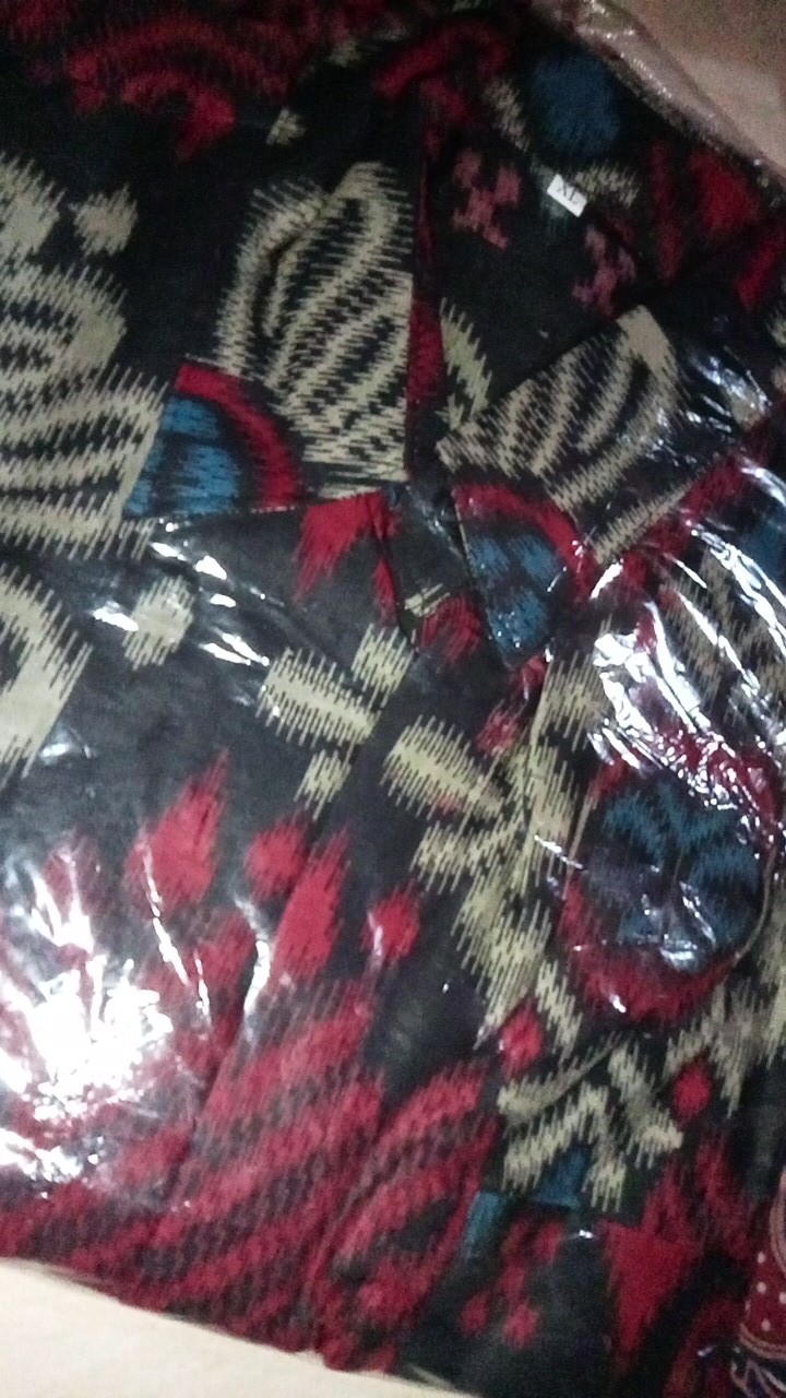 Hem Kemeja Batik Pekalongan Pria Lengan Pendek Motif Terbaru