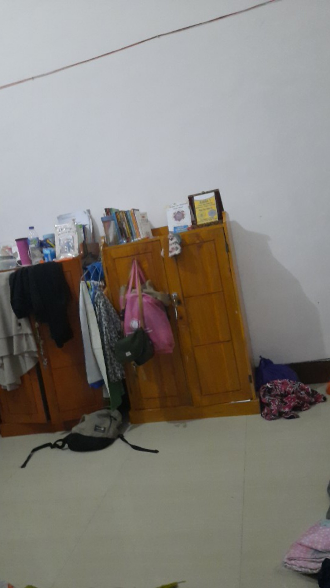 Stiker Bintang Glow In The Dark  100 Pcs