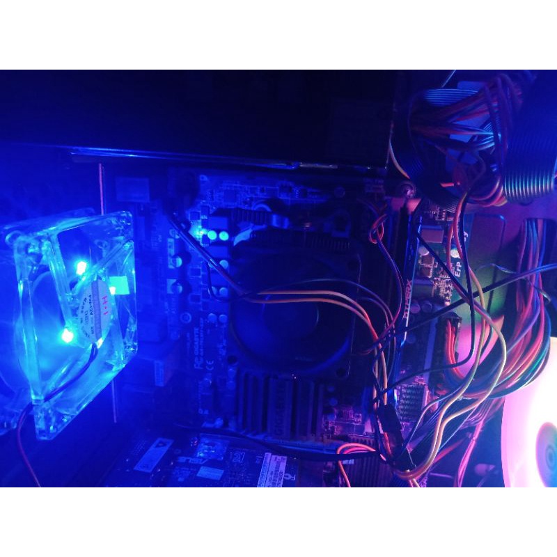 Paket mobo gigabyte am3plus + Procie FX6100 6core