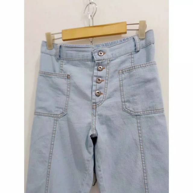 Celana Wanita Pocket Button Jeans