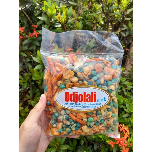 

KACANG CAMPUR ODJOLALI SNACK