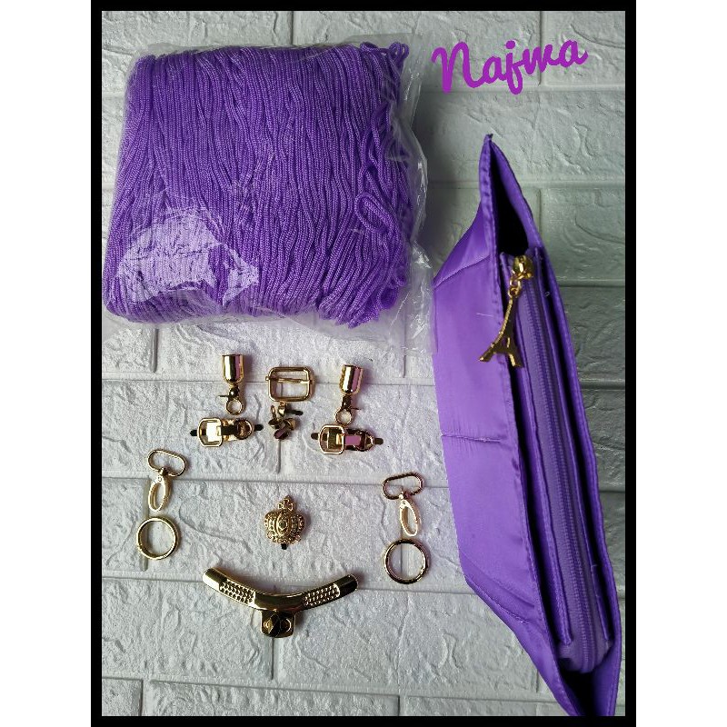 Paket tas booming