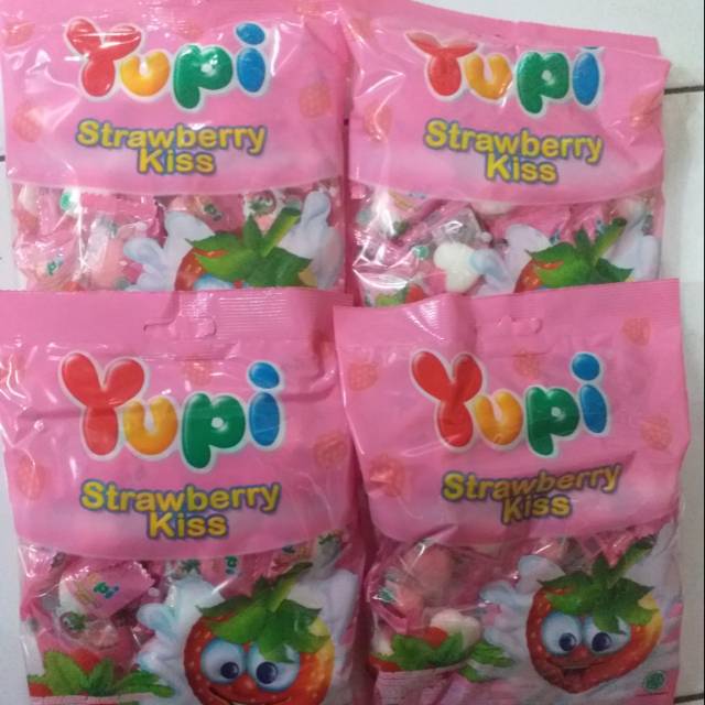 

Yupi strawberry kiss ( 1pack isi 50 butir)