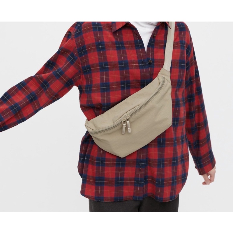 UNIQLO Sling Body Bag Tas Slempang Nylon Color Original