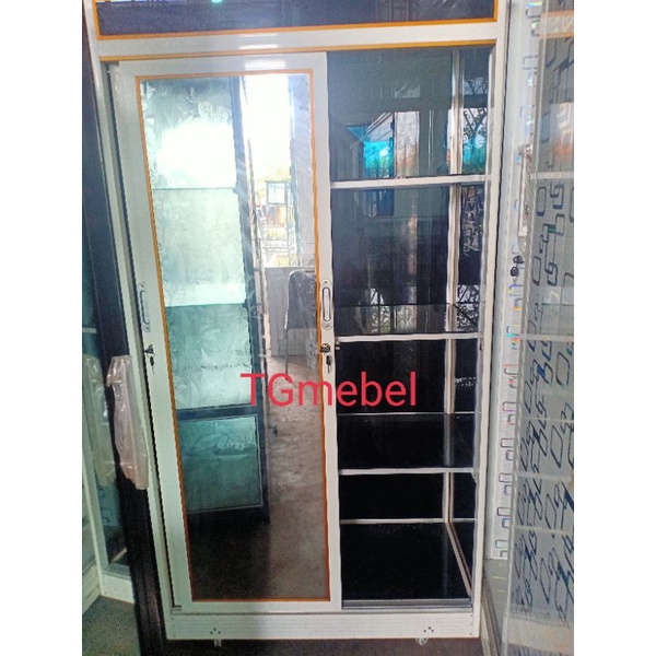 Lemari pintu sliding/ lemari kaca pintu geser murah