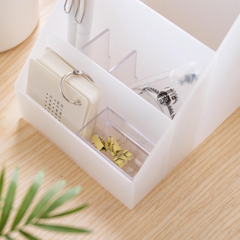 Desktop Cosmetic Stationery Management Set