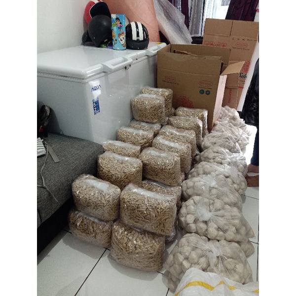 #Agen Basreng mentah Bandung kiloan termurah 1kg langsung dari pabriknya (tidak bisa pakai shopee Xpress/ECOnomy) Chat untuk mengubah jasa kirim Ya