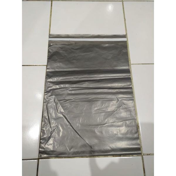 plastik polymailer silver 30x40 HD glossy 50 pcs