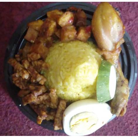 

Tumini Anak Pakai Ayam Goreng Halal Tumpeng Mini