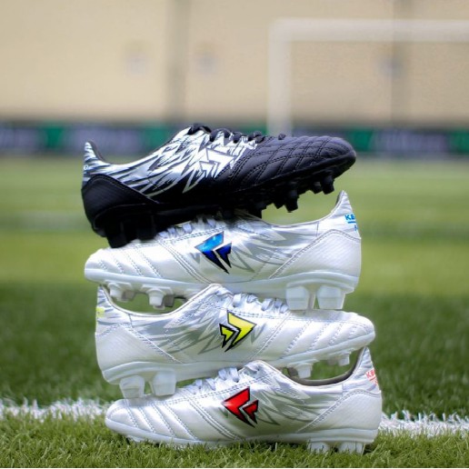 SEVSPO KEMPO GARUDA SERIES SEPATU BOLA