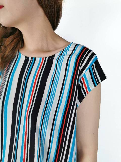 Jones new york abstract &amp; striped top