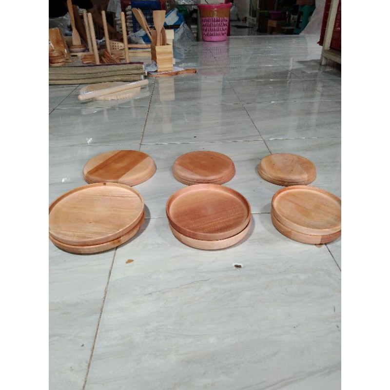 Baki Kayu /Piring Kayu/ Lepek Kayu / Piring Saji Kayu Mahoni Diamater 15 cm/ 17 cm / 20 cm