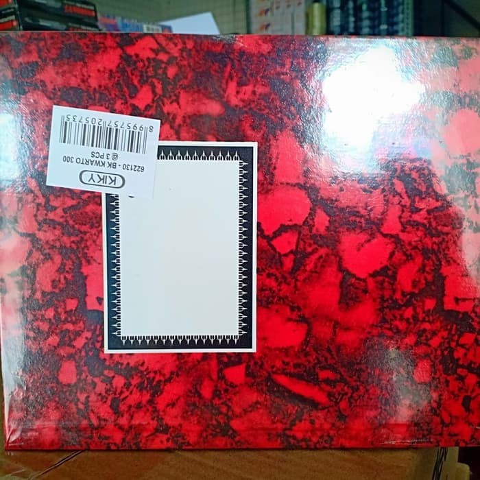 

Buku Hard Cover Quarto 300 sheet KIKY