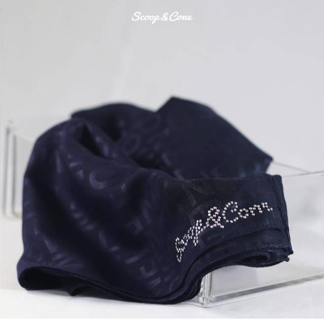 embossed navy scoop&cone