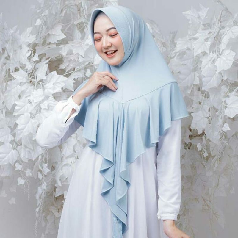 Lulu New Hijab Zayina Pernik Mutiara Cantik / Jilbab bergo Lulu New Terbaru