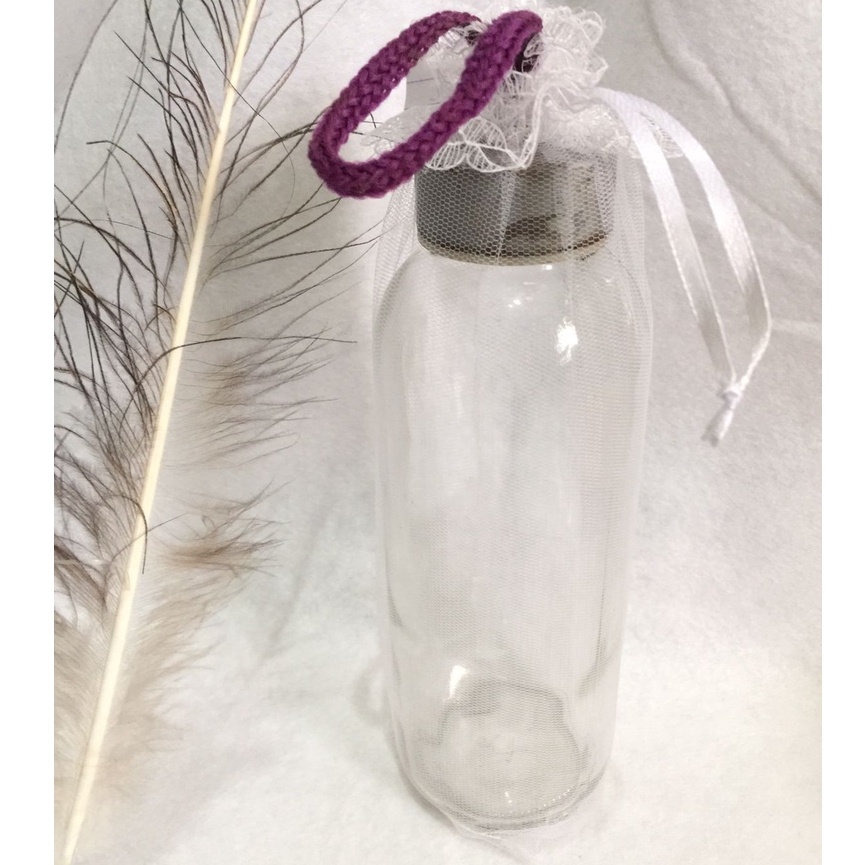 

Kain Tile Souvenir Pembungkus Souvenir Sarung Souvenir Ukuran 24 Cm X 10,5 Cm