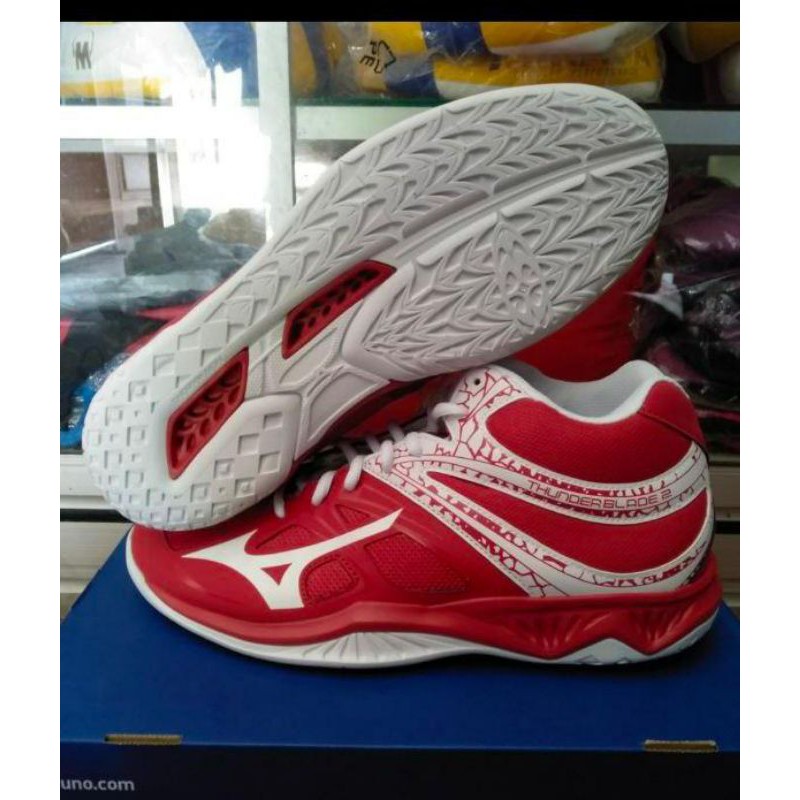 SEPATU VOLLY PREMIUM MIZUNO