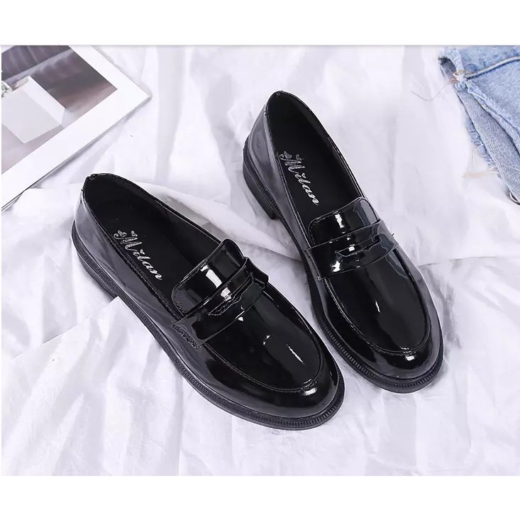 SEPATU DOCMART LOEFERS GLOSY KASUAL / SEPATU WANITA KERJA STYLE RS 011