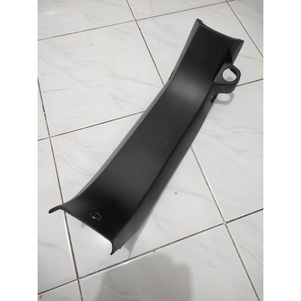 legsil suzuki crystal atau legsil crystal atau cover tengah suzuki crystal atau cover tengah crystal