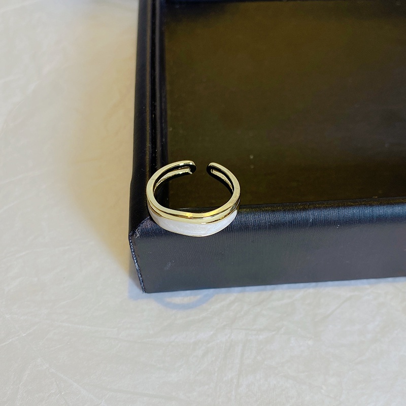 Cincin Warna Emas Untuk Aksesoris