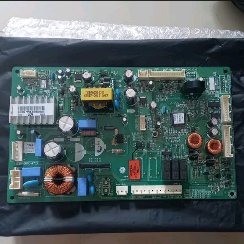 Modul pcb kulkas LG inverter EBR80647324