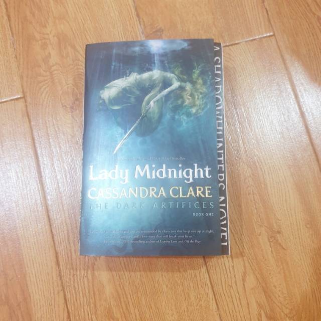 Lady Midnight, Book One of The Dark Artifices by Cassandra Clare [Import]