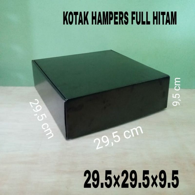 

KARDUS HITAM 29.5x29.5x9.5cm PIZZA BOX KOTAK KADO HAMPERS DUS DOS HITAM