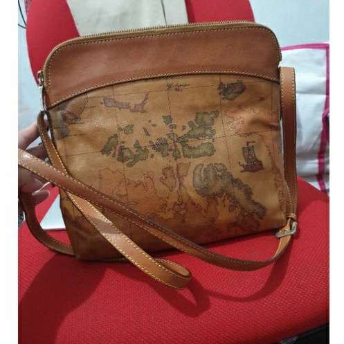 Alviero Martini Tillasse sling bag (SOLD)