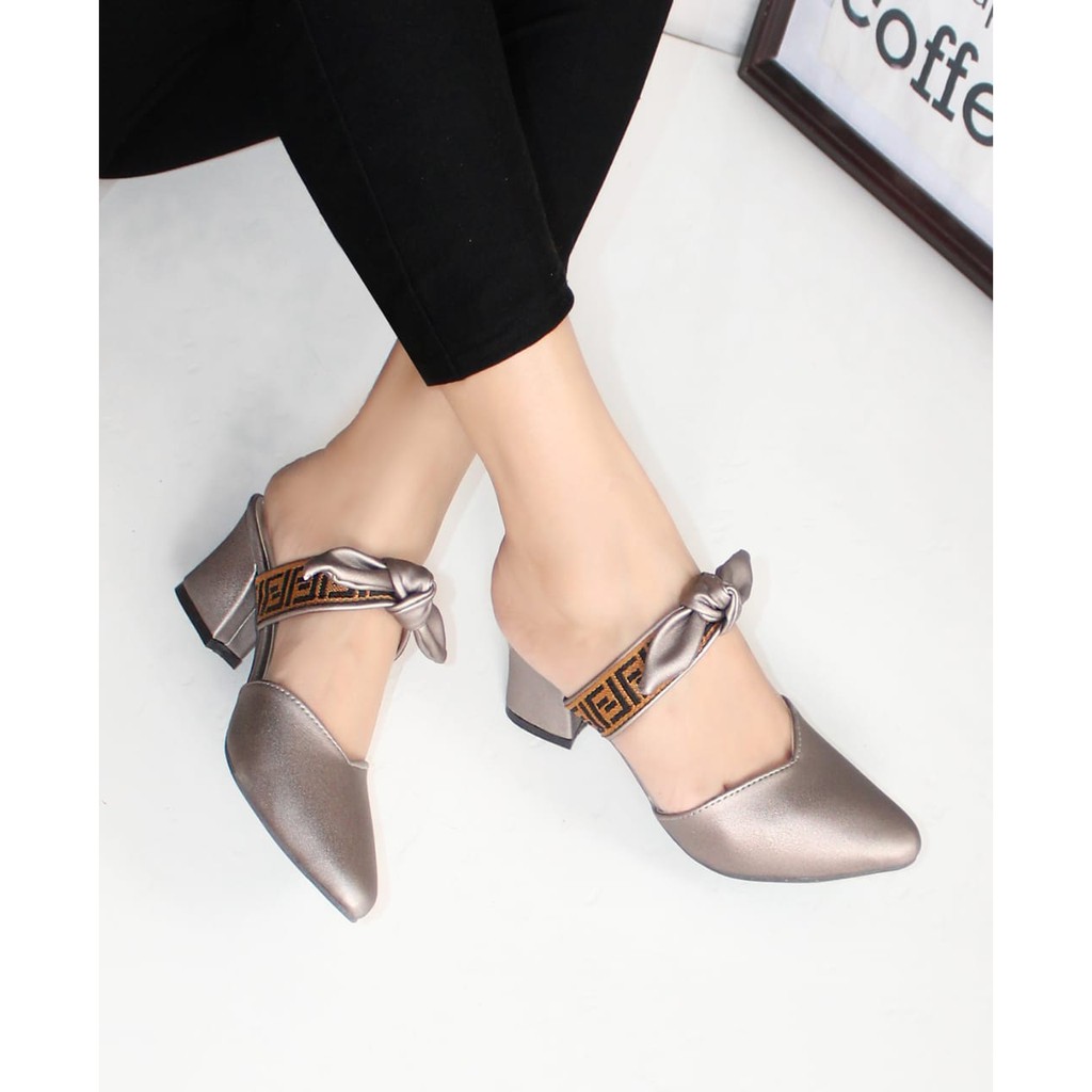 Sepatudari Karin Real pic High heels wanita KR-HL0013