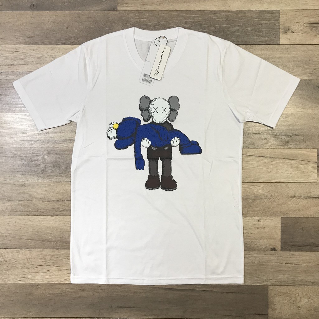 KAOS UNIQLO x KAWS (SUMMER UT GRAPHIC BLACK) - 100% COTTON - TERLARIS-UT X ELMO BIRU PUTIH