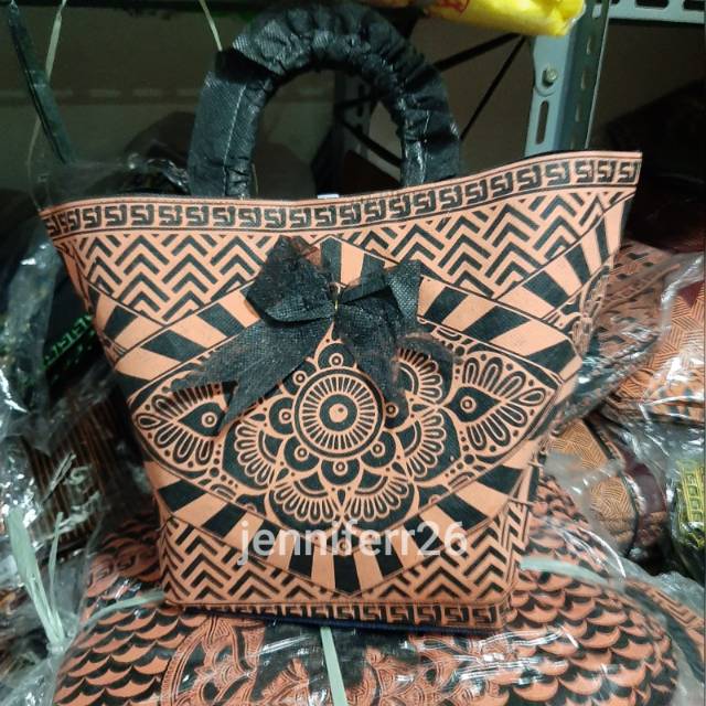 

Tas hajatan batik mewah 18x18