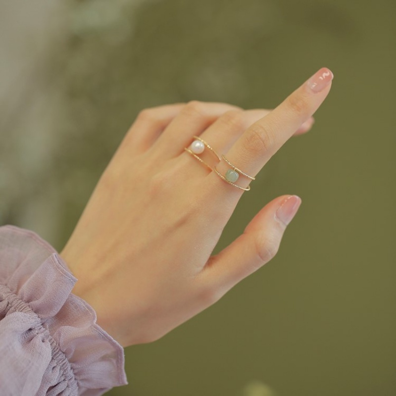 Cincin Model Terbuka Desain Batu Giok Hetian Alami Gaya Vintage Korea Untuk Wanita