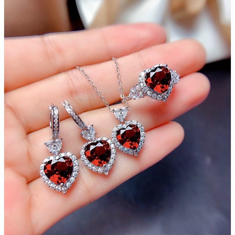 Fashion Luxury Heart-Shaped Moissanite Jewelry Set