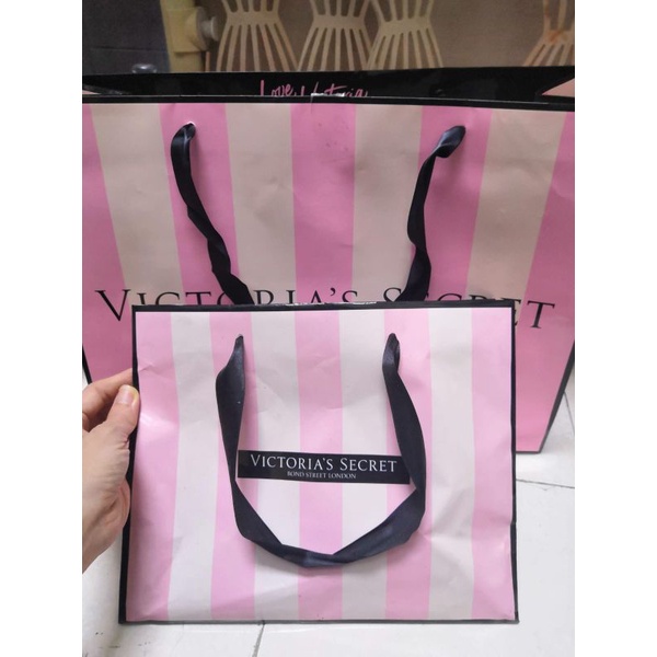 

victoria secret paper bag medium