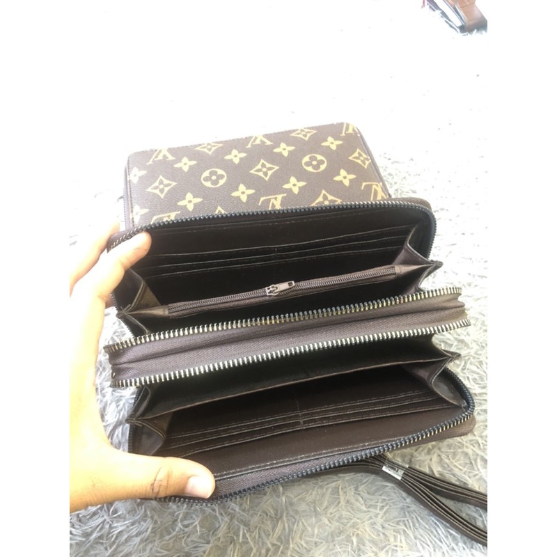 dompet lv