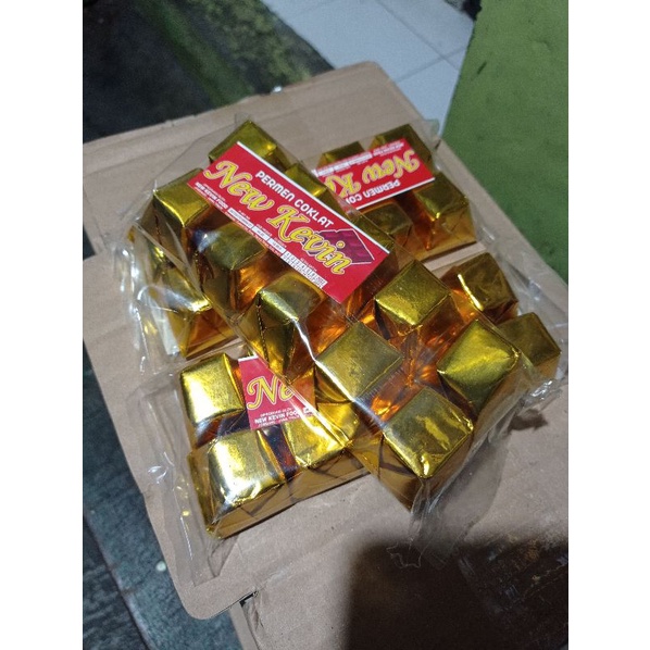 

Coklat Piramid