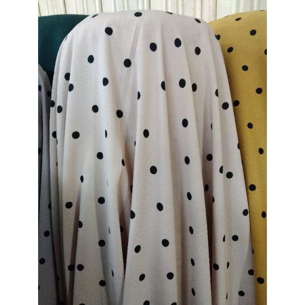 bahan/kain wolfis polkadot