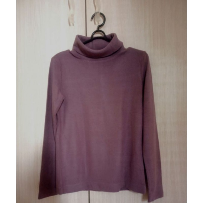 Uniqlo Women Heattech Turtleneck