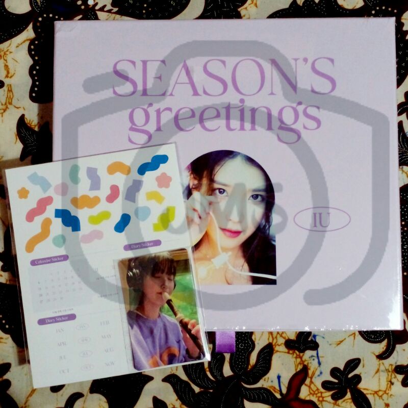 [READY] Sharing IU OFFICIAL Seasons Greetings SG 2022 Polaroid Pola Diary Calendar Postcard Photocar