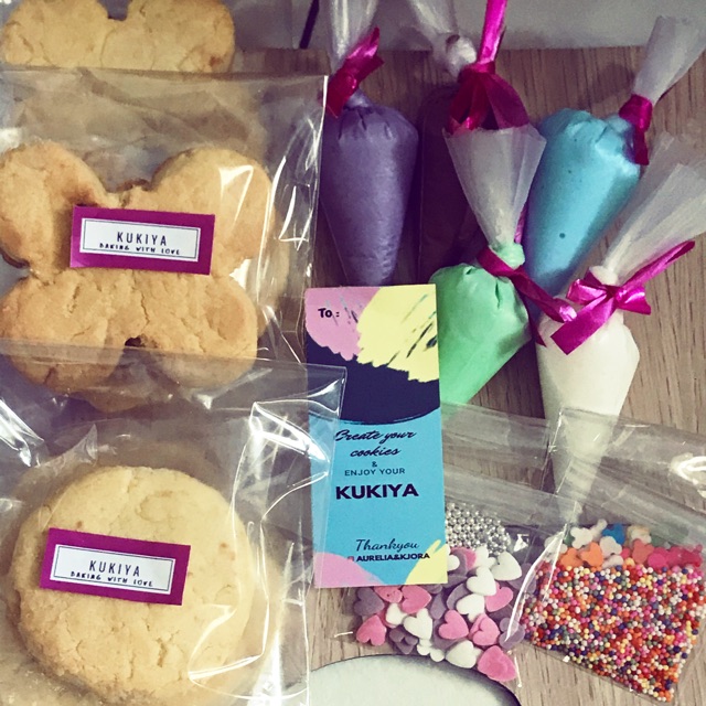 

Cookie Decorating Kits