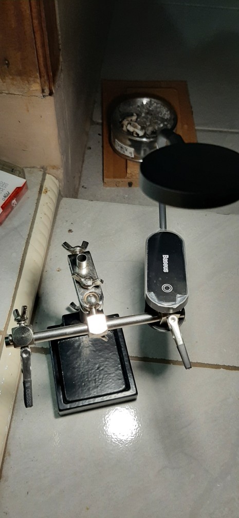 Pegangan Solder / Helping Hand Dekko Zd-10h