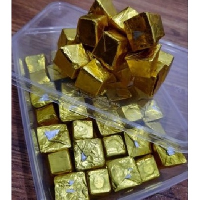 Coklat Silverqueen Piramid Kiloan berat 350gram cokelat murah silver queen isi Kacang Mede dan Almon