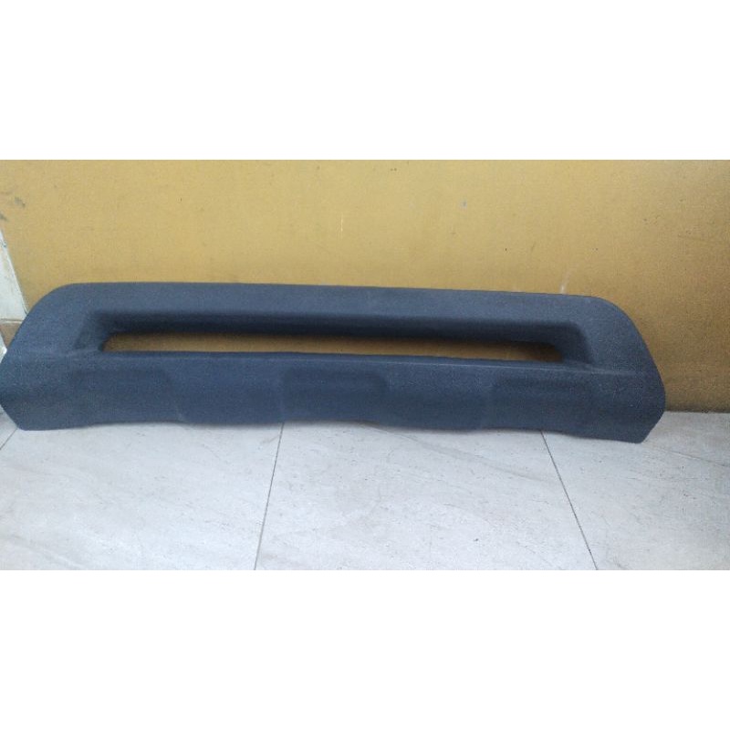 tanduk vareasi bemper depan mobil cery Futura1,5