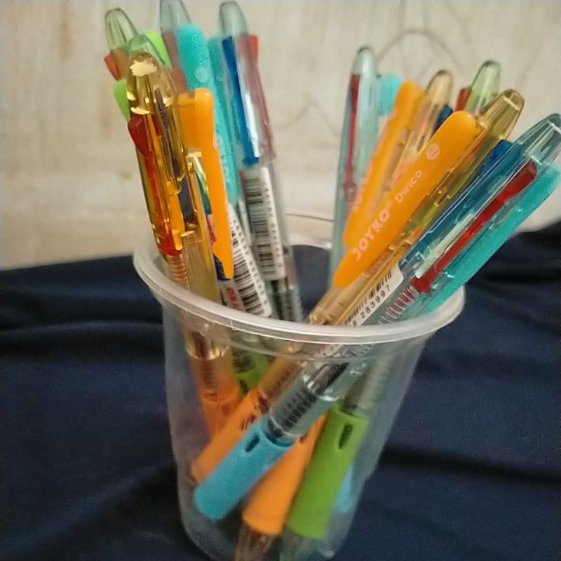 

BOLPOIN 2 WARNA JOYKO