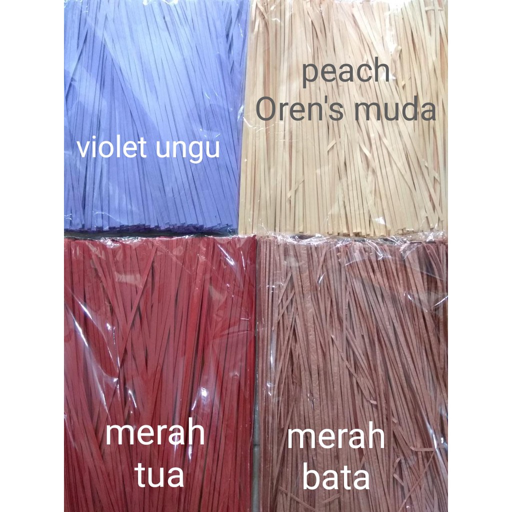 

Cacah Kertas Potongan Paper Shredder Pengisi Kotak Kado Hampers / Pengaman Packing Paper Craft