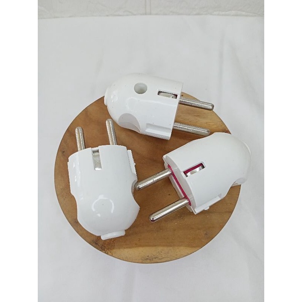 Colokan Listrik Steker Arde Classic ERKE putih murah SNI