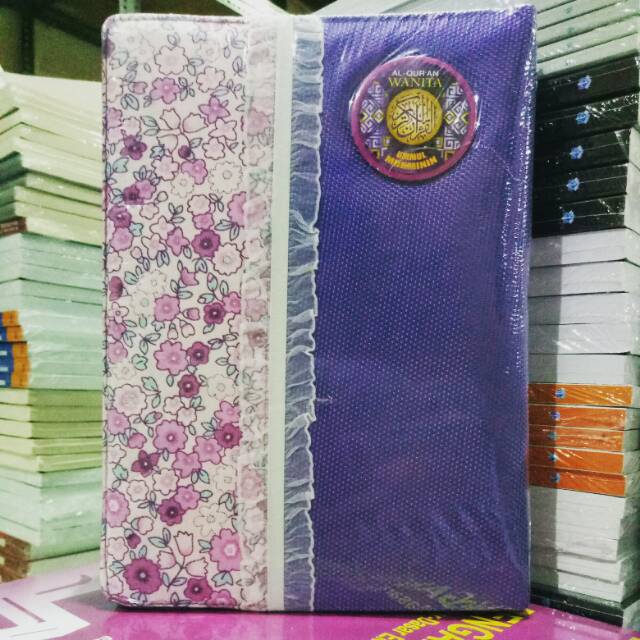 AL-QURAN WANITA PIN UMMUL MUKMININ